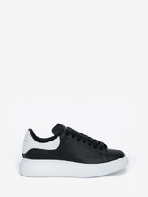 Men's Oversized Sneaker in Black/white - SpinServe