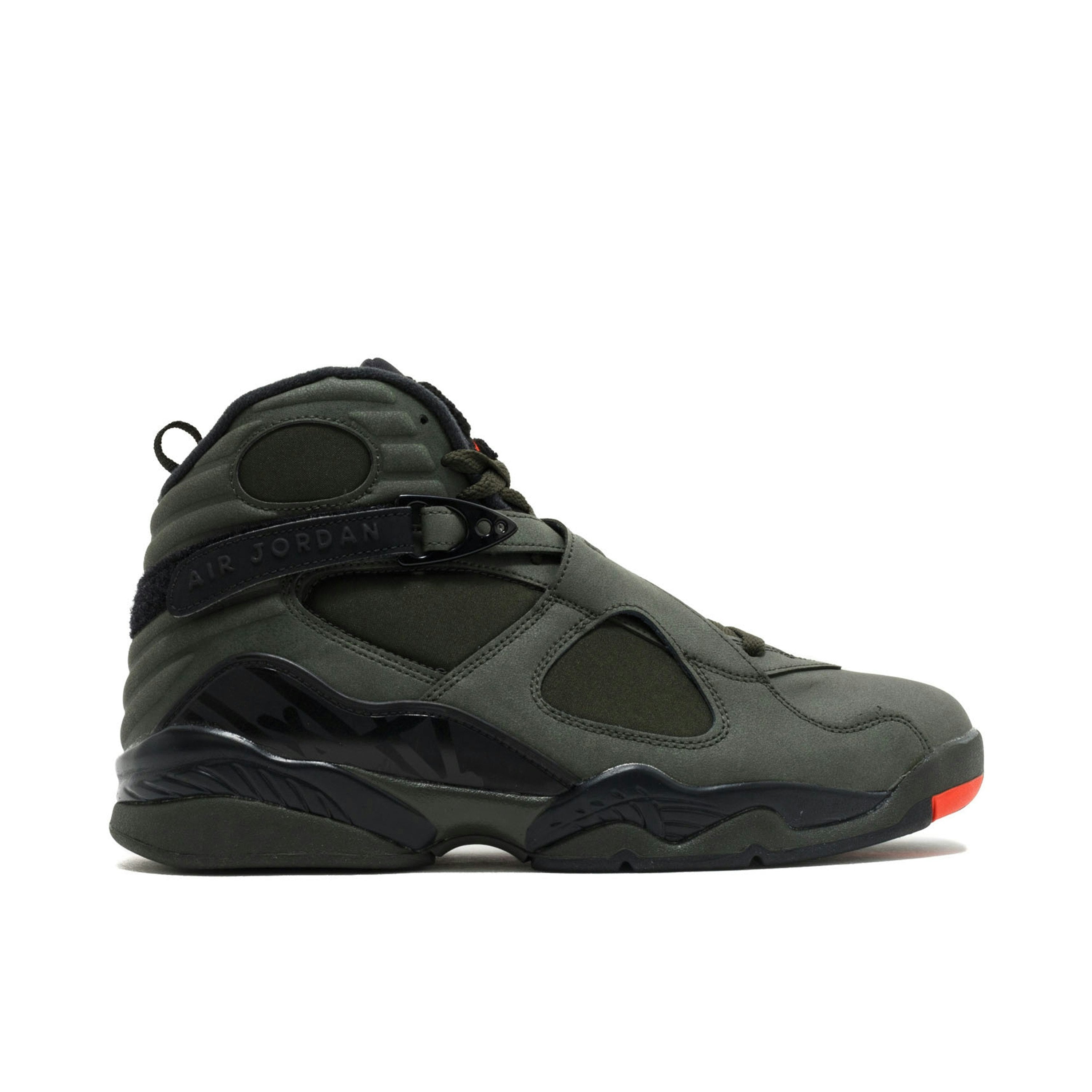 AIR JORDAN 8 RETRO TAKE FLIGHT