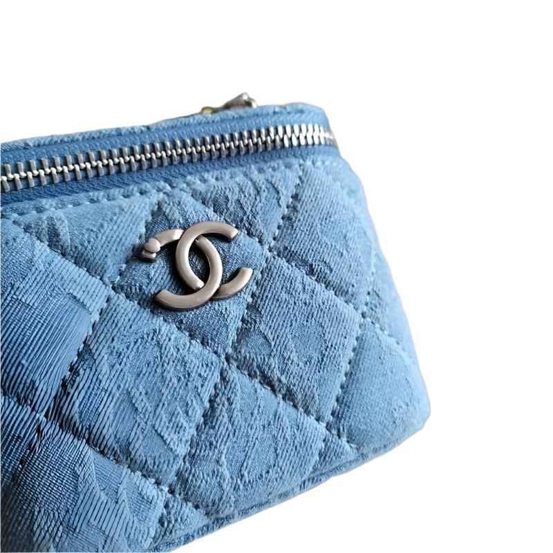 Chanel coco love long vanity case denim Camelia blue SHW - Banlieue91
