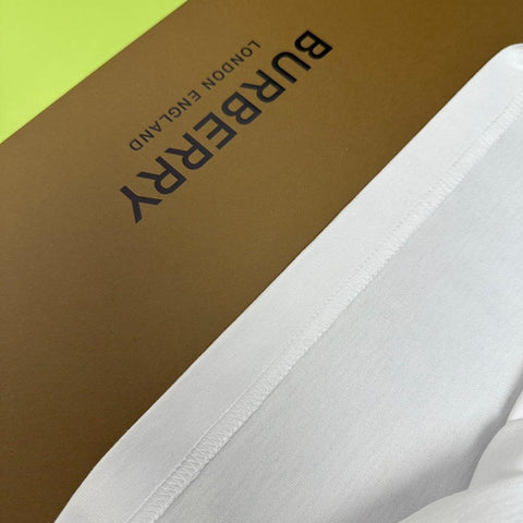 Burberry T-Shirt Without Collar 'White & Beige' - Banlieue91