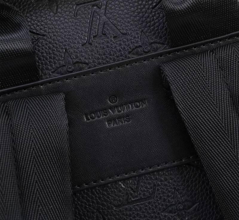 Louis Vuitton Leather Women's Bag - Banlieue91
