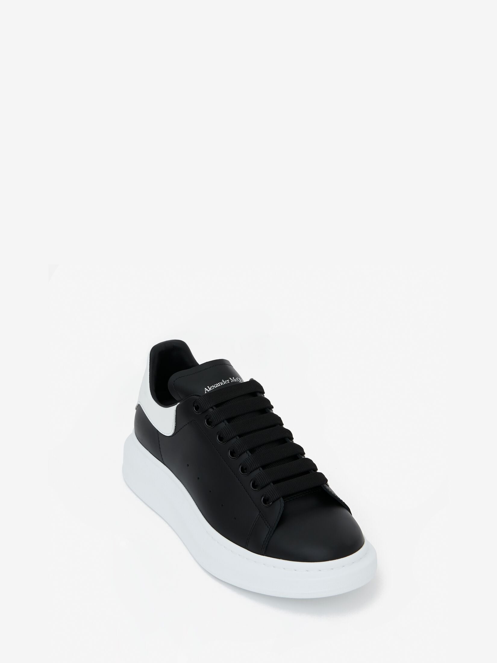 Men's Oversized Sneaker in Black/white - SpinServe