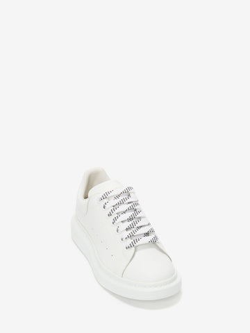 Women's Oversized Sneaker in White/black - SpinServe