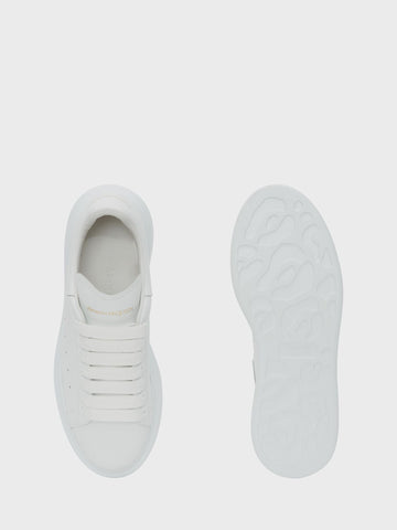 Women's Oversized Sneaker in White/black - SpinServe