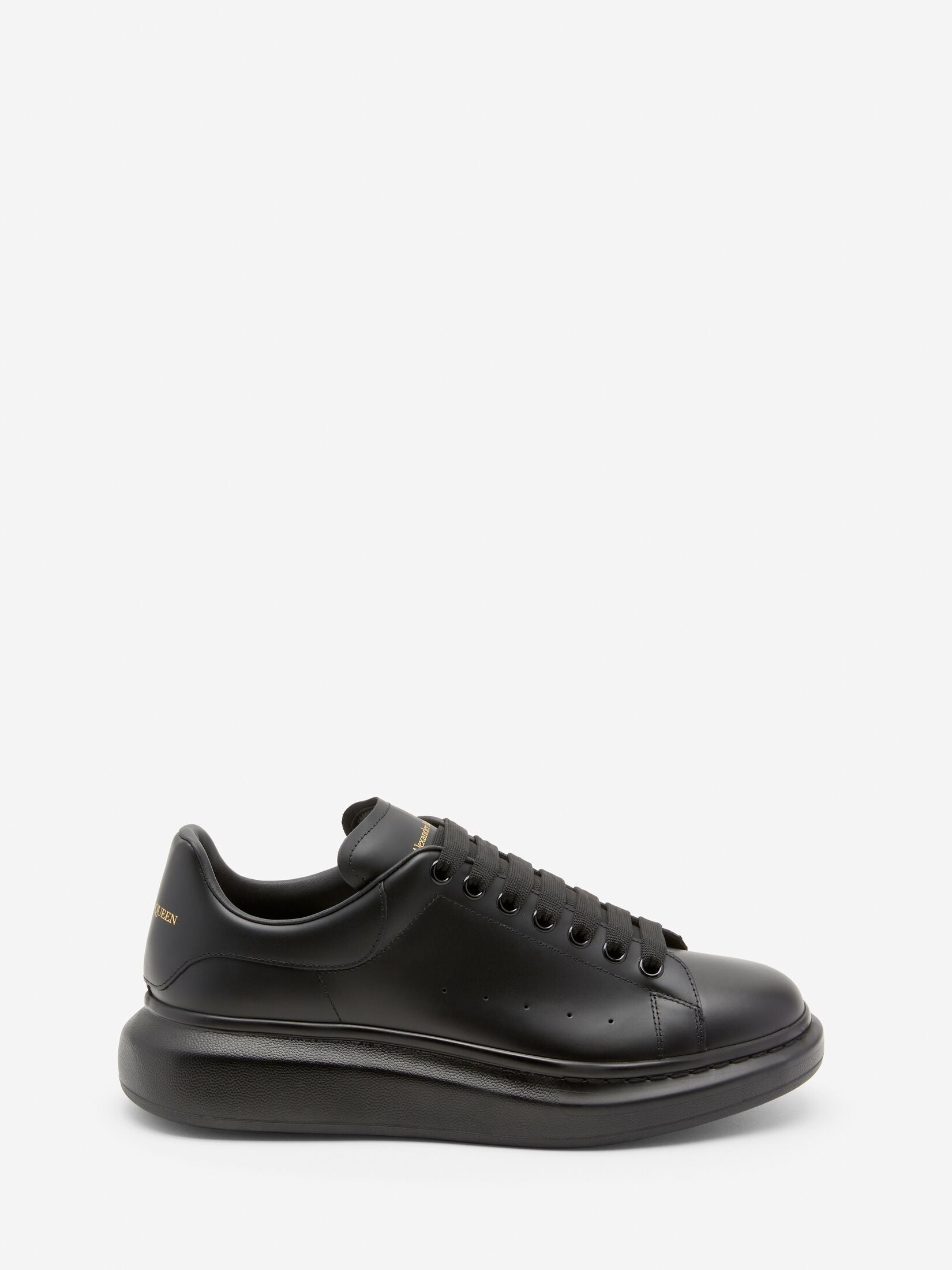 Men's Oversized Sneaker in Black - SpinServe