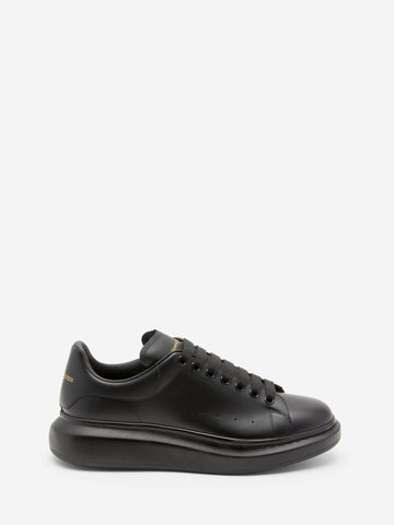 Men's Oversized Sneaker in Black - SpinServe