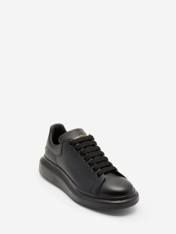 Men's Oversized Sneaker in Black - SpinServe