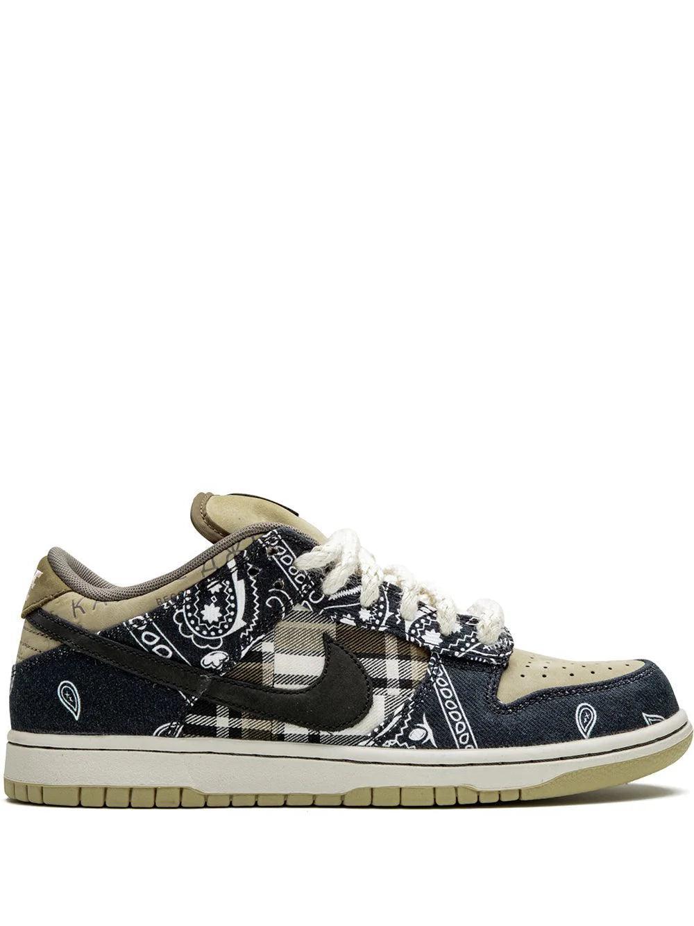 Nike SB Dunk Low Travis Scott (Friends and Family) - Banlieue91