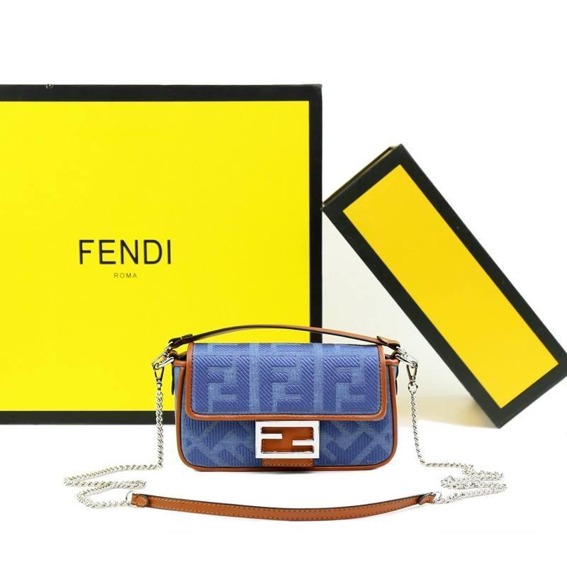 Fendi Baguette Bag - Banlieue91